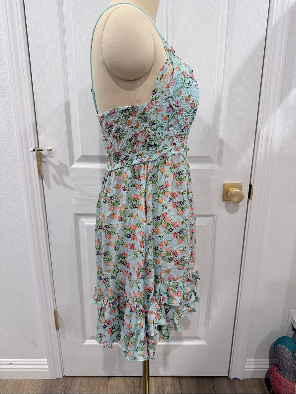 BNWOT Free People Pale Blue Floral Lace-Trim Asymmetrical Cross Back Dress - XL - Picture 9 of 15